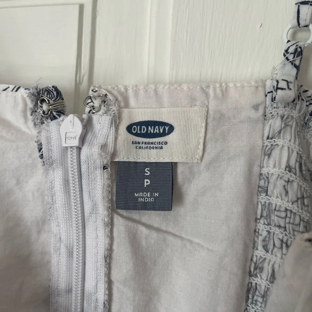 Old Navy Sundress - Picture 3 of 8